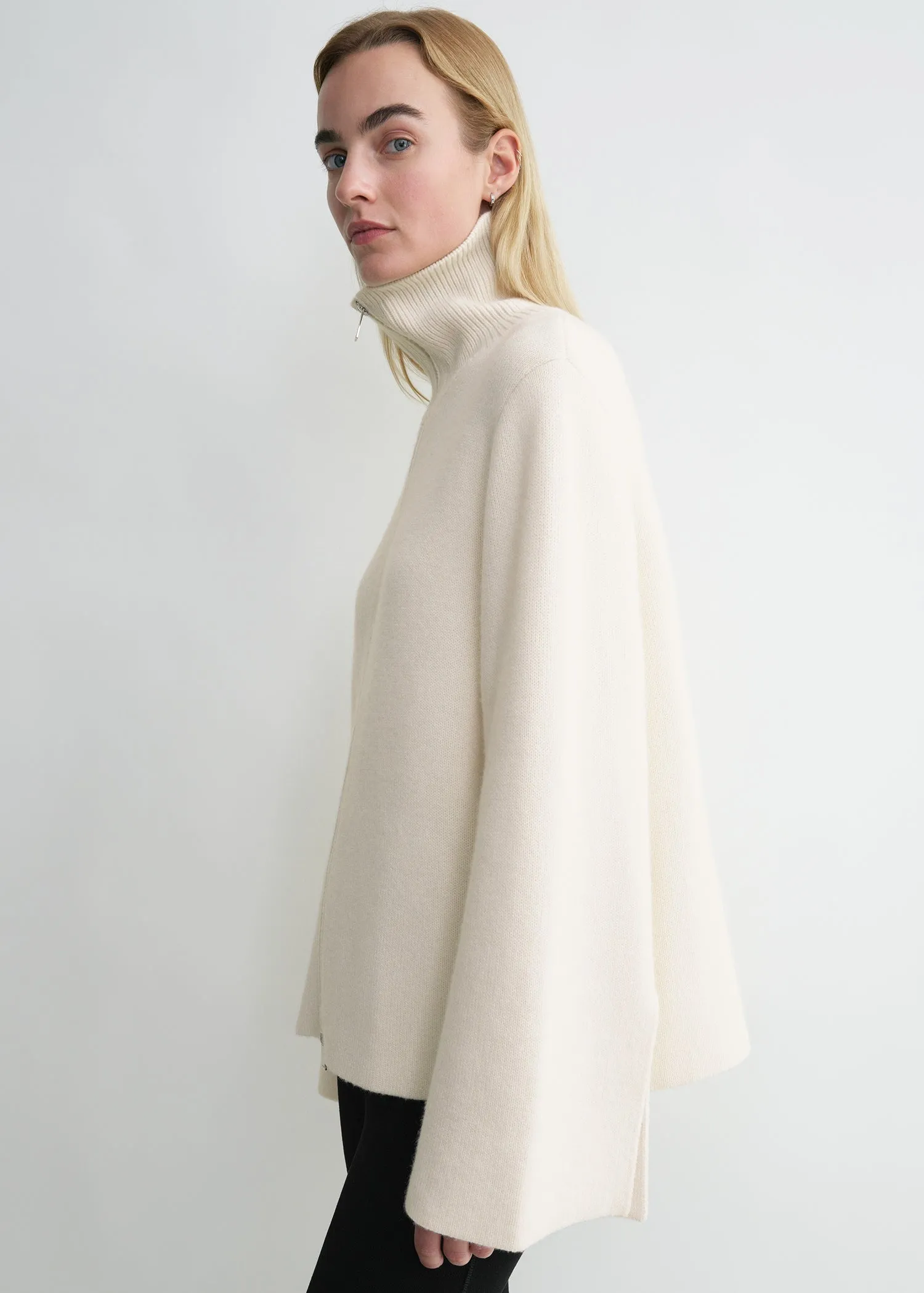 Double-knit zip sweater off-white