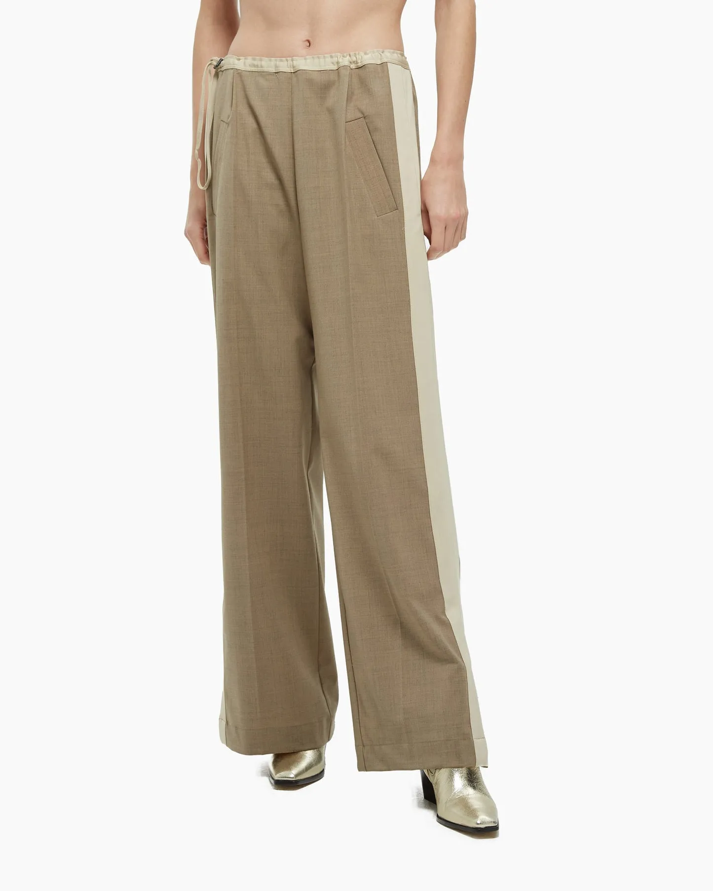 Wool blended trousers